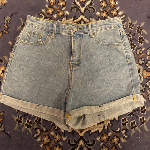 SHEIN Pants - High waisted mom jean shorts